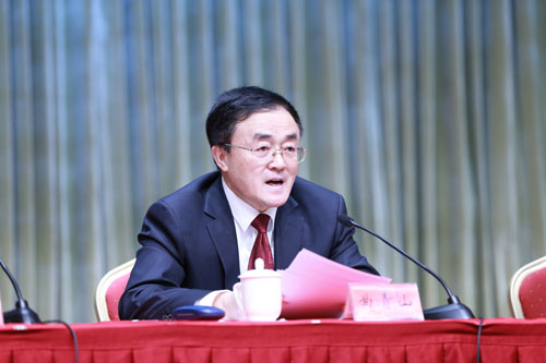 中央黨史研究室主任曲青山同志在中國中共黨史學(xué)會和中國中共黨史人物研究會常務(wù)理事會聯(lián)席會議上作重要講話